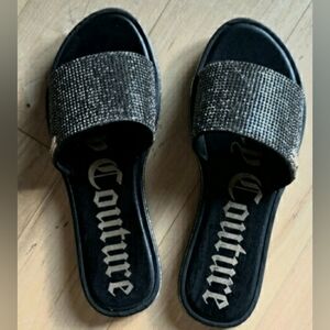 Juicy Couture 7.5 Black Flat Sandals Slides Silver Sparkle